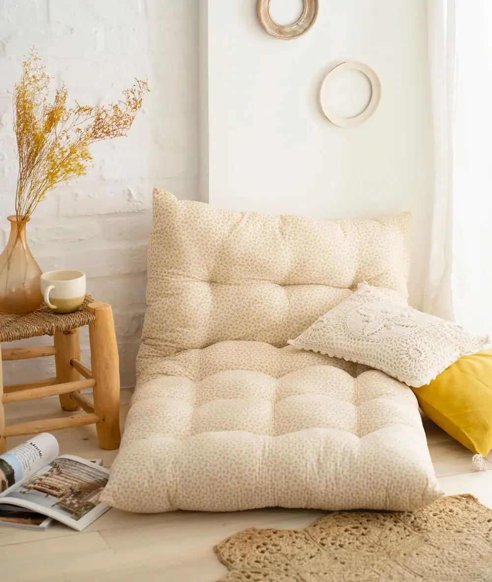 Livre en tissu et décoration couture faits main par Modani Paris