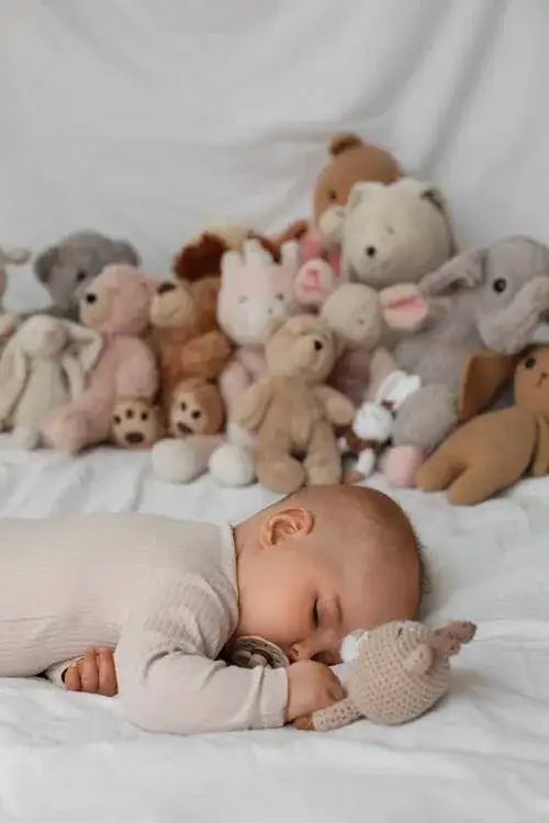 Lire la suite à propos de l’article Le vernix de bébé, un trésor pour sa peau: pourquoi attendre avant le premier bain ?