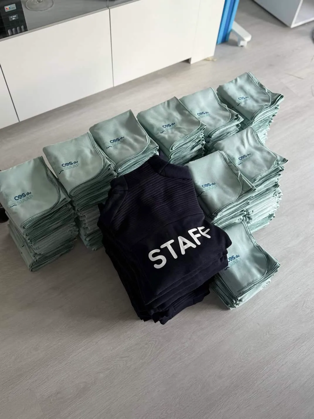 Accessoires à floquer, des vêtements, des doudous, des casquettes, tout est possible et personnalisable