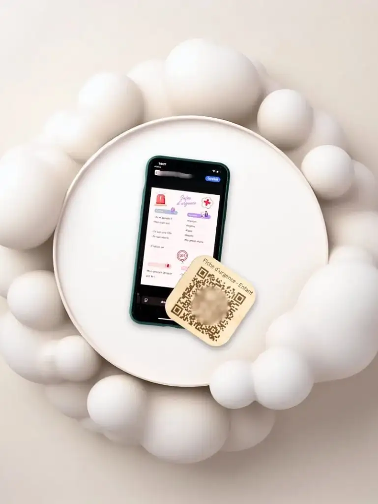 Sécurité enfant voiture optimale: QR code d'urgence