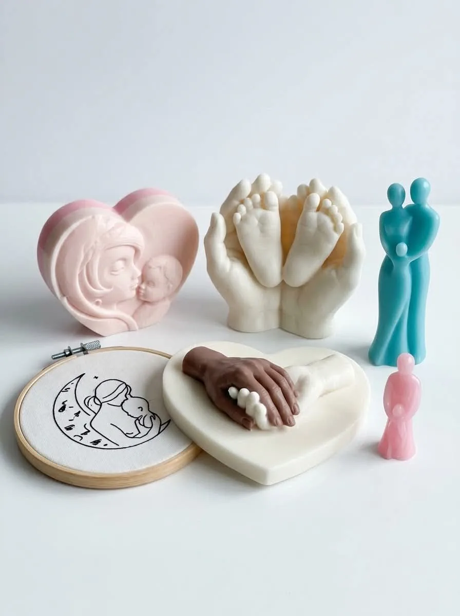 Cadeaux pour maman : cœur en résine, mains entrelacées, figurines et broderie