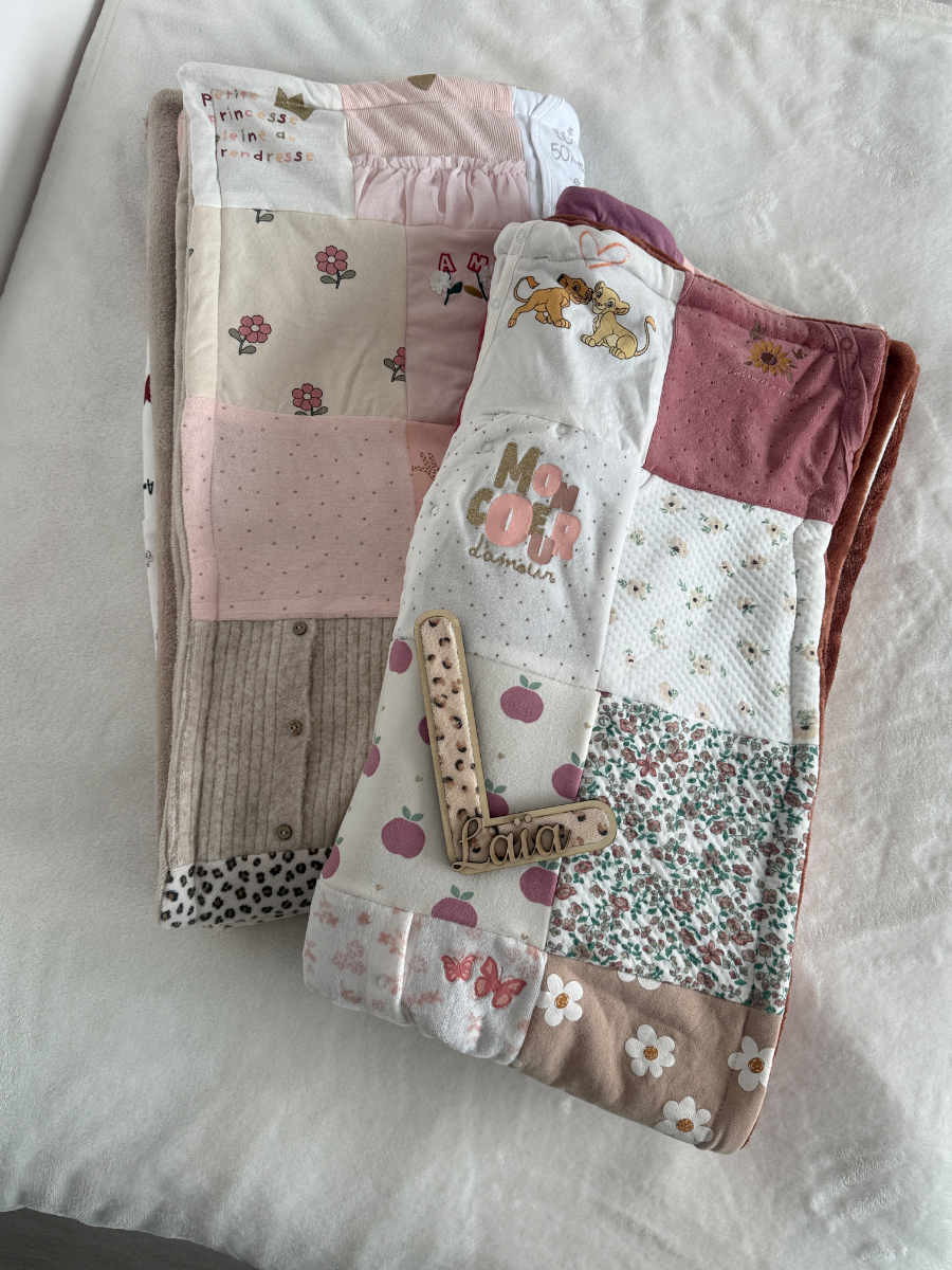 Couverture souvenir vêtements de bébé – Image 34
